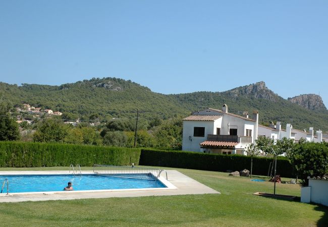 House in Estartit - VALL PETITA WITH PRIVATE GARDEN 152 House in Estartit - VALL PETITA WITH PRIVATE GARDEN 152