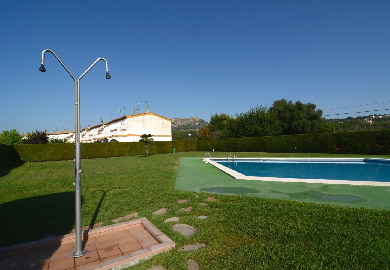 House in Estartit - VALL PETITA WITH PRIVATE GARDEN 152