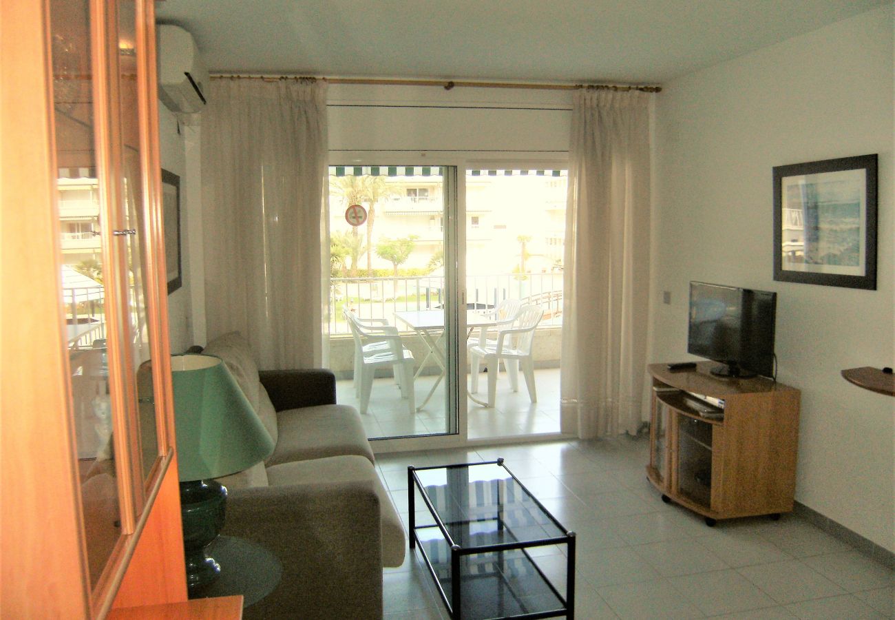 Apartment in Estartit - ILLA MAR D'OR 132