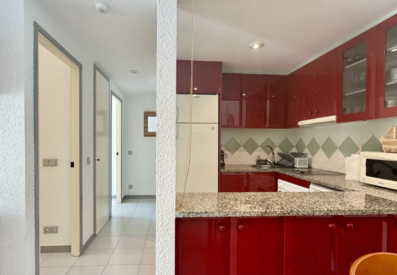 Apartment in Estartit - ILLA MAR D'OR 132