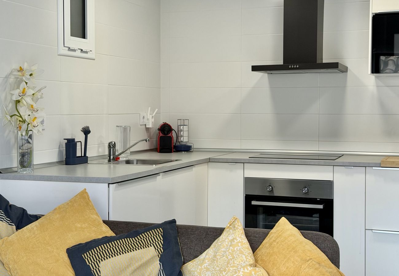 Apartment in L'Escala - APARTAMENTO ELS PESCADORS 2-3 2D