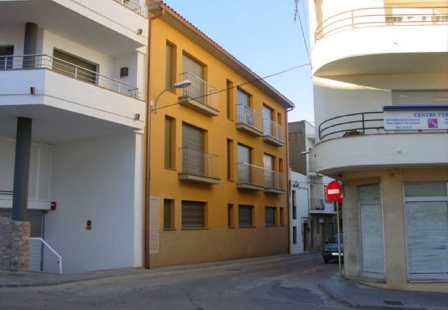 Apartment in L'Escala - MESTRAL 1-1