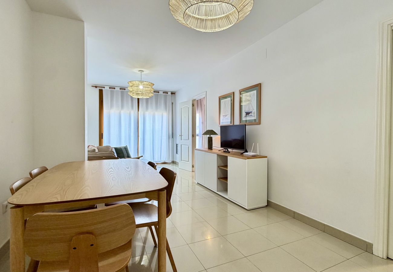 Apartment in L'Escala - MESTRAL 1-4