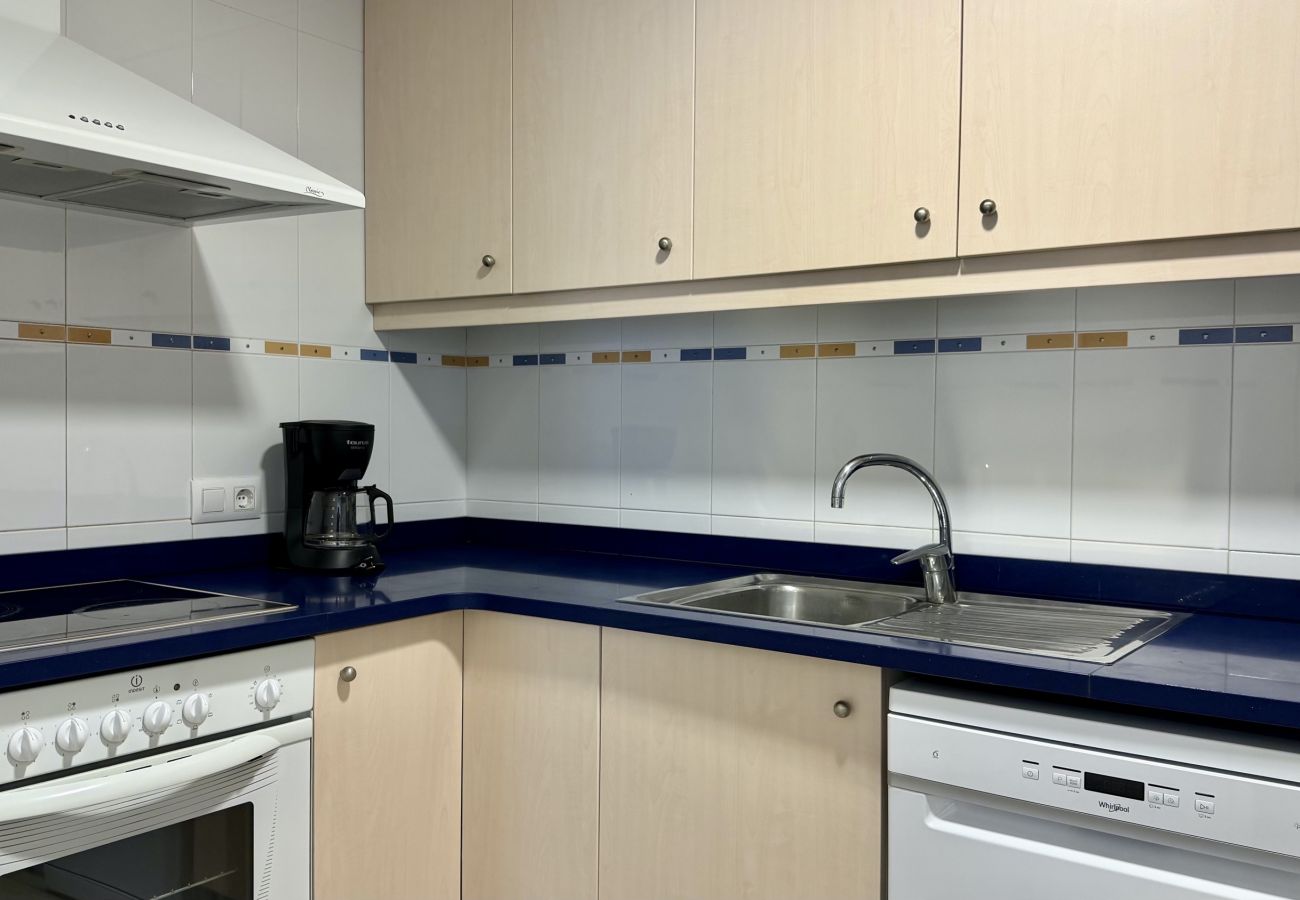 Apartment in L'Escala - MESTRAL 2-5