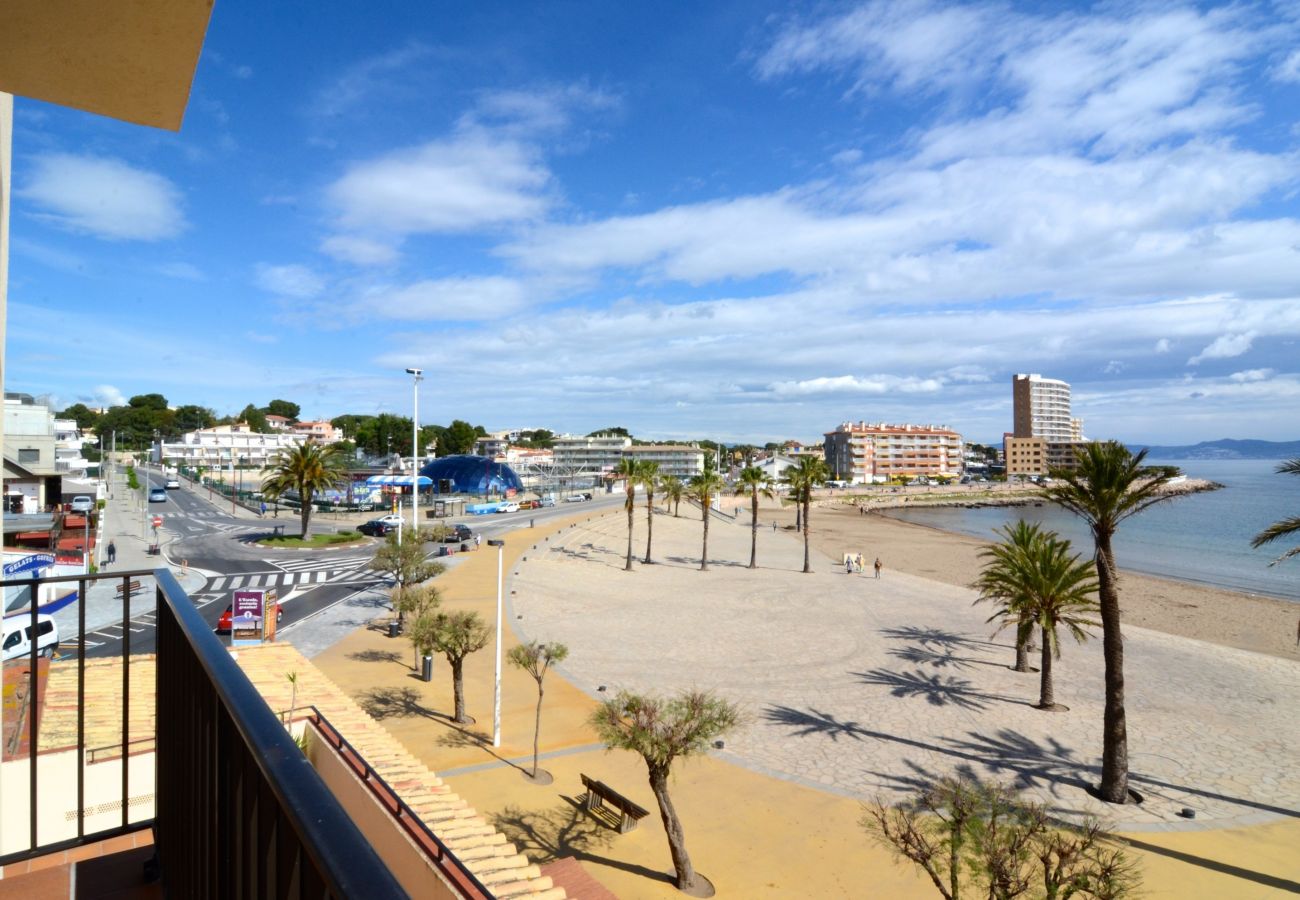 Apartment in L'Escala - RIELLS PLATJA