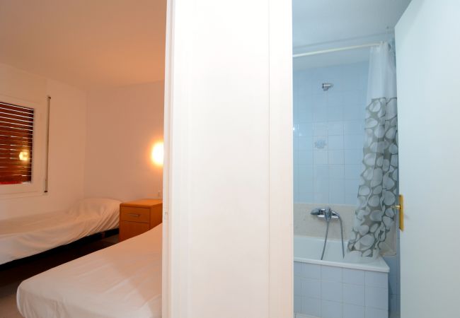 Apartment in Estartit - ROCAMAURA I D 3-4 - APARTMENT WITH SWIMMINGPOOL Apartment in Estartit - ROCAMAURA I D 3-4 - APARTMENT WITH SWIMMINGPOOL