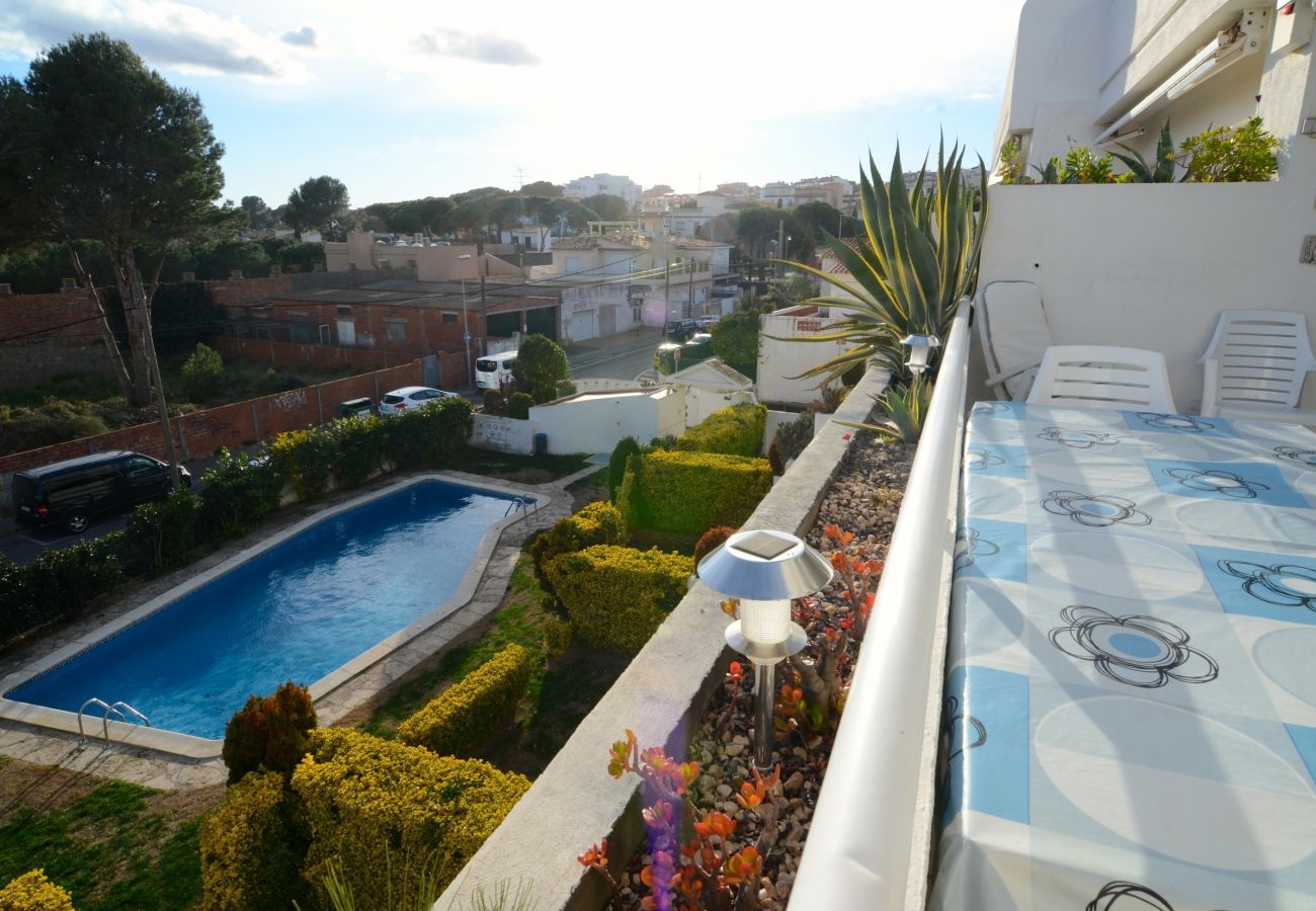 Apartment in L'Escala - CARAVEL·LES