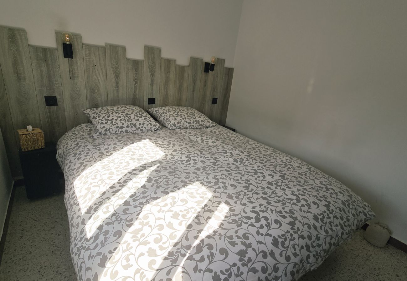 Apartment in Estartit - MIGJORN MUNTANYA