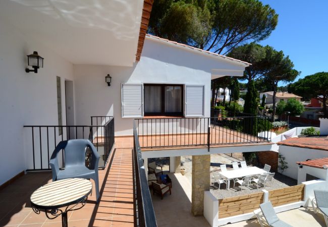 Villa in L'Escala - VILLA MONTGÓ Villa in L'Escala - VILLA MONTGÓ