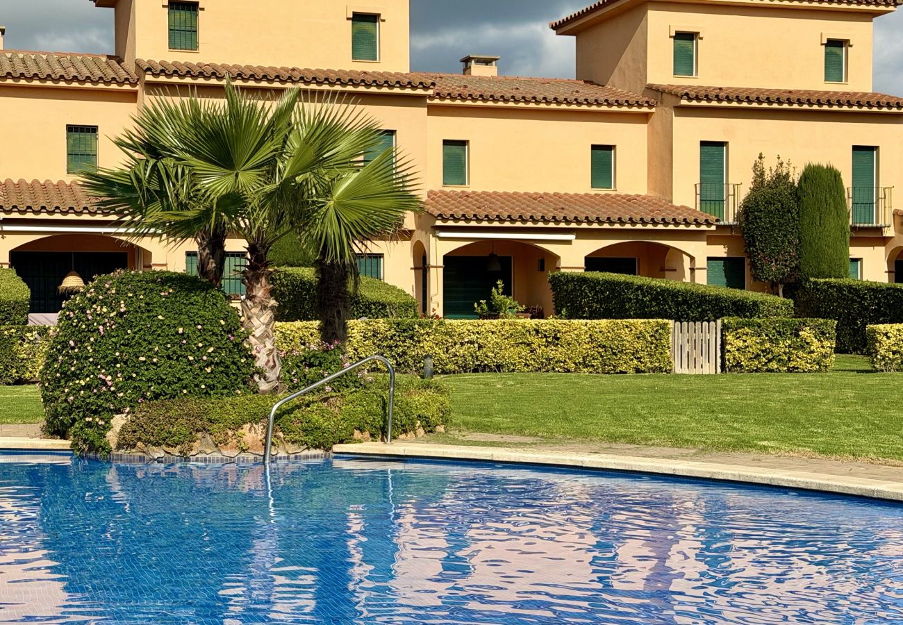 Apartment in Pals - PORT PALS E 202