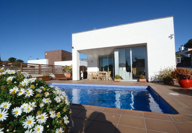 Villa in L'Escala - VILLA PONENT Villa in L'Escala - VILLA PONENT