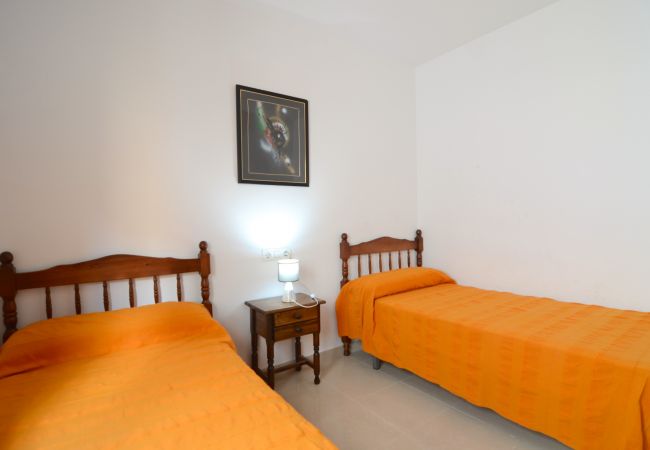 Apartment in L'Escala - EL GAVIA