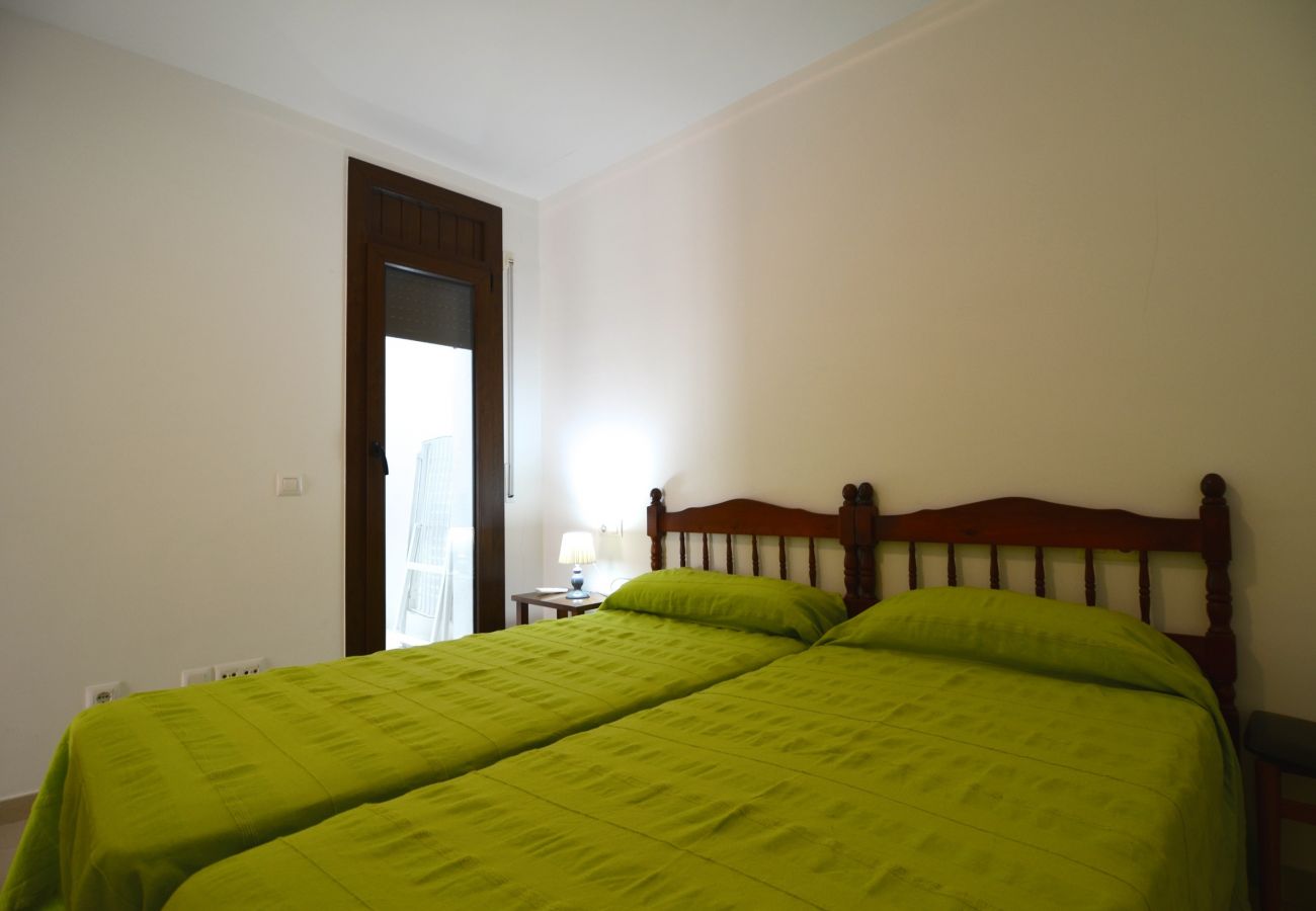 Apartment in L'Escala - EL GAVIA
