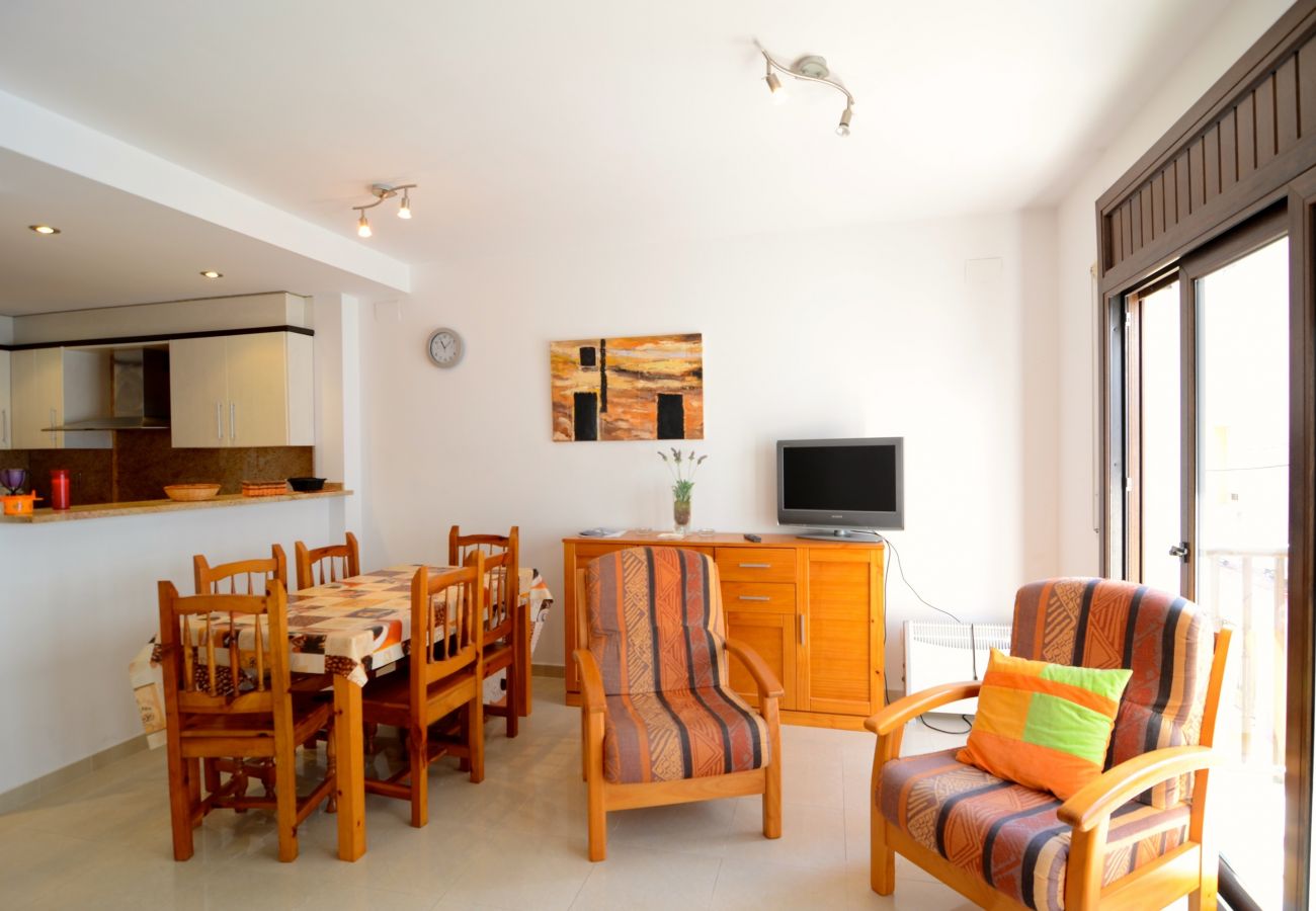 Apartment in L'Escala - EL GAVIA