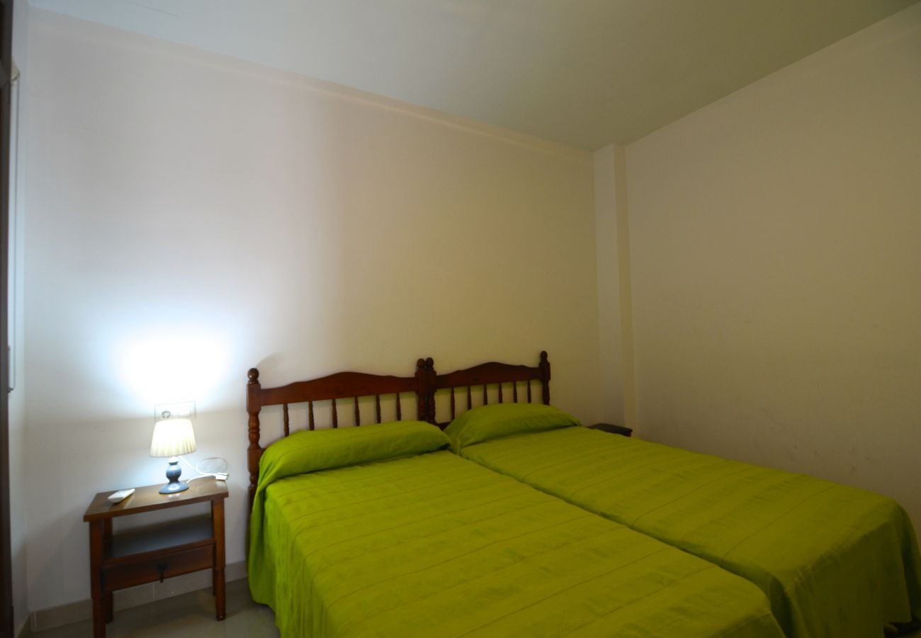 Apartment in L'Escala - EL GAVIA