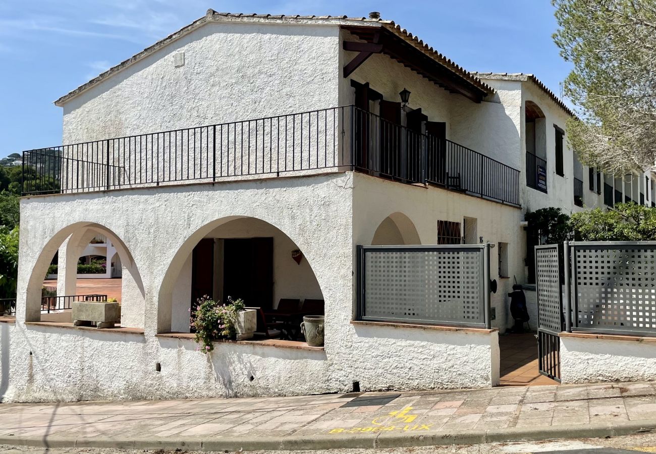 House in Pals - PLAÇA DELS POUS 15