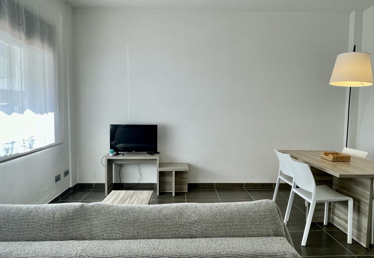 Apartment in Estartit - DARSENA B B-2 - Apartment with swimming-pool