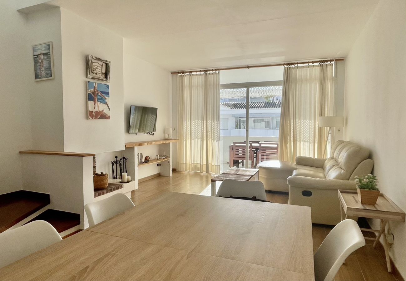 Apartment in Pals - GREEN CLUB A 304