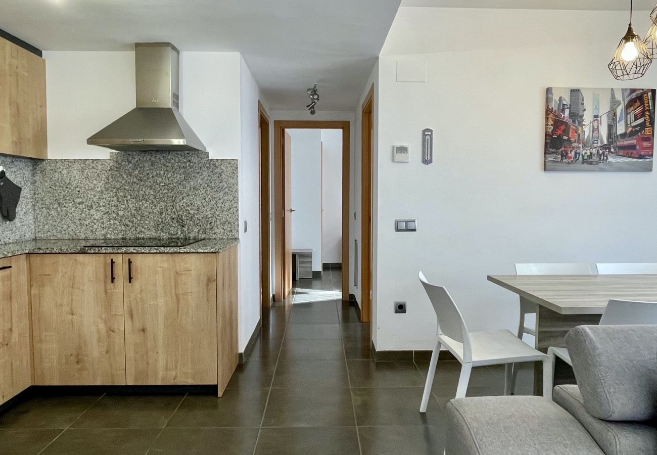 Apartment in Estartit - DARSENA B 2-2