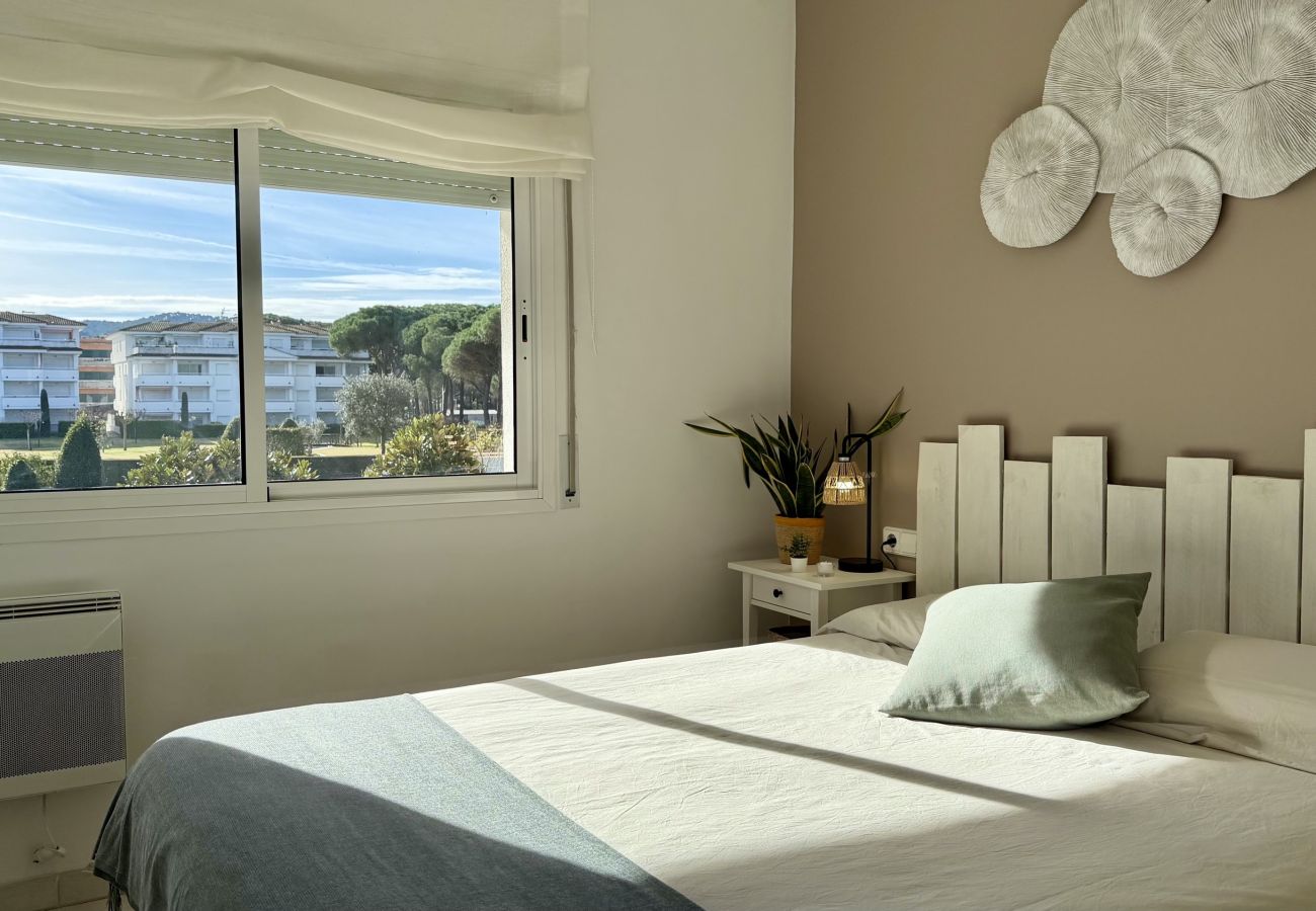 Apartment in Pals - GREEN MAR B 302