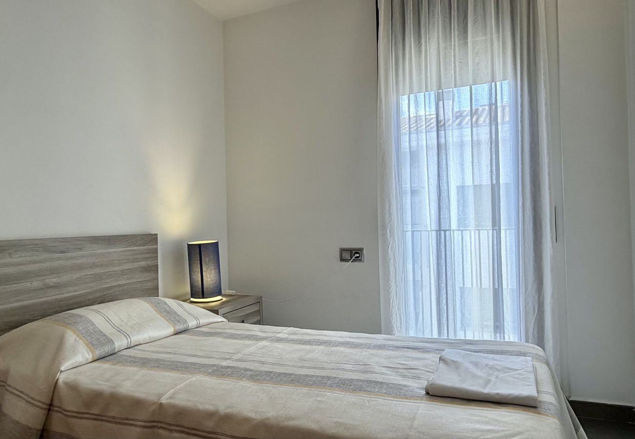 Apartment in Estartit - DARSENA A 3-3