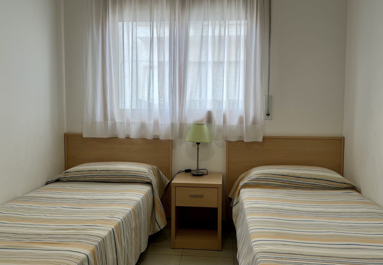 Appartement à L'Escala - MESTRAL 2-5