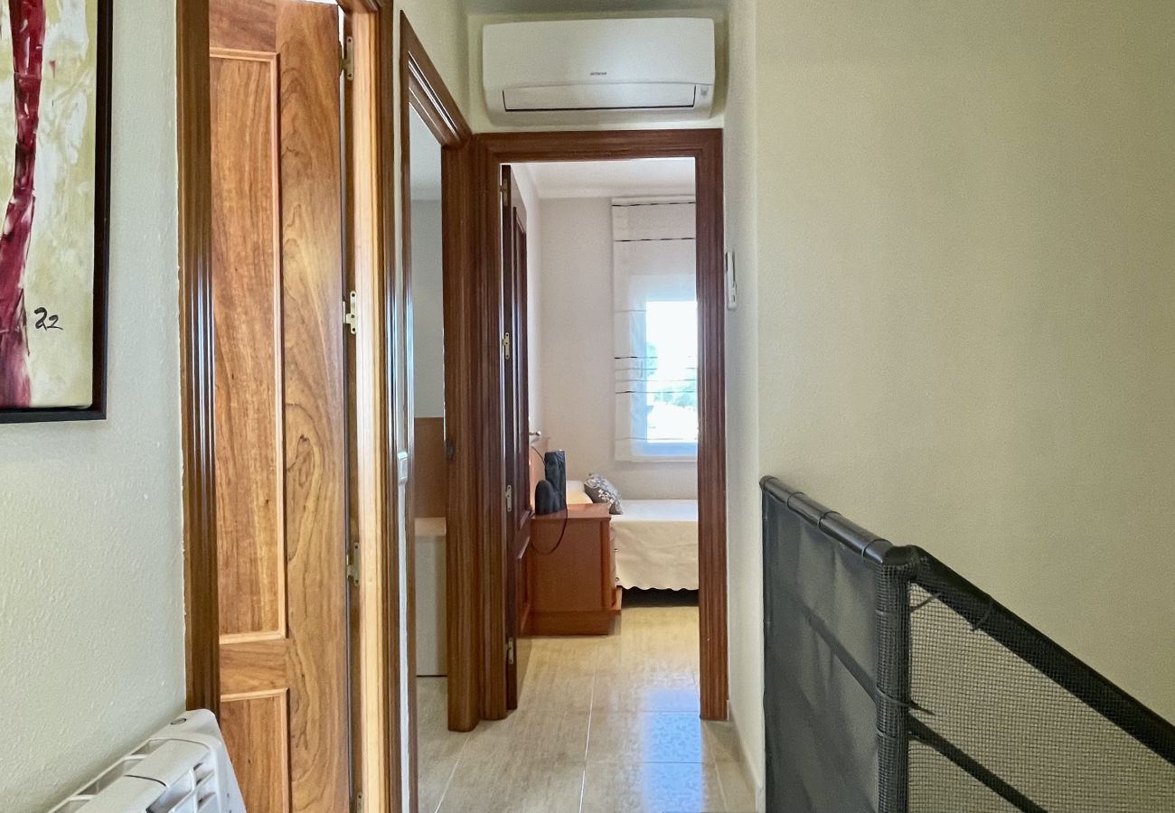 Maison mitoyenne à L'Escala - RAMBLA MALLOLS 9, CASA LIA