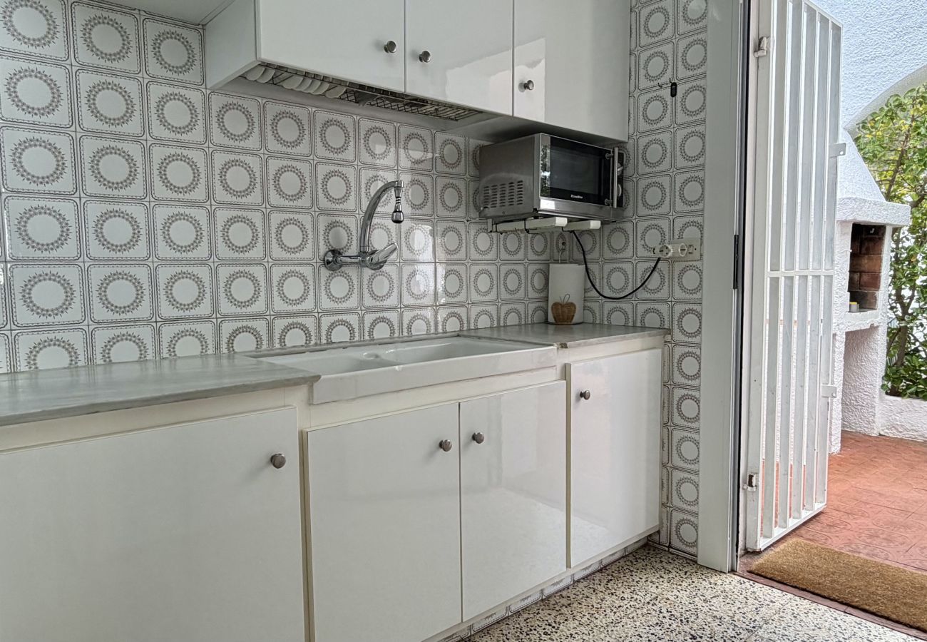 Maison mitoyenne à L'Escala - CASA EDNA