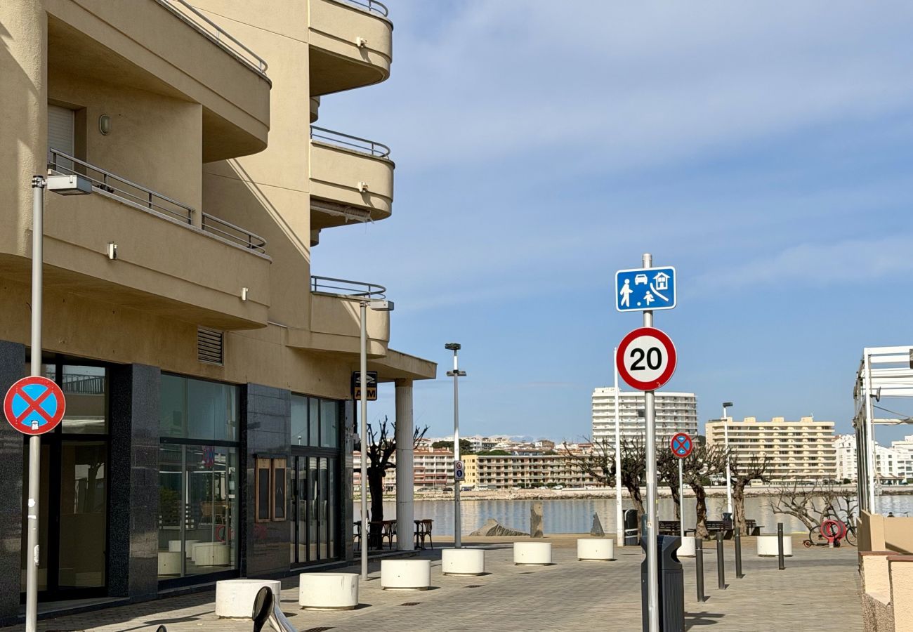 Appartement à L'Escala - LA LLONGADA